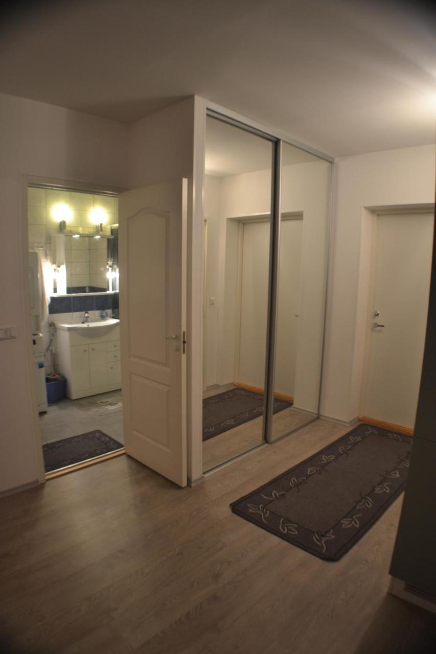 Riverside Apartement 페르누 외부 사진